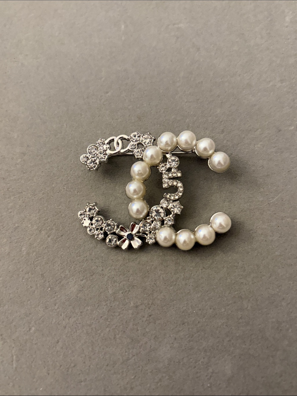 Pearl & Crystal Interlocking Logo Brooch in White and Silver